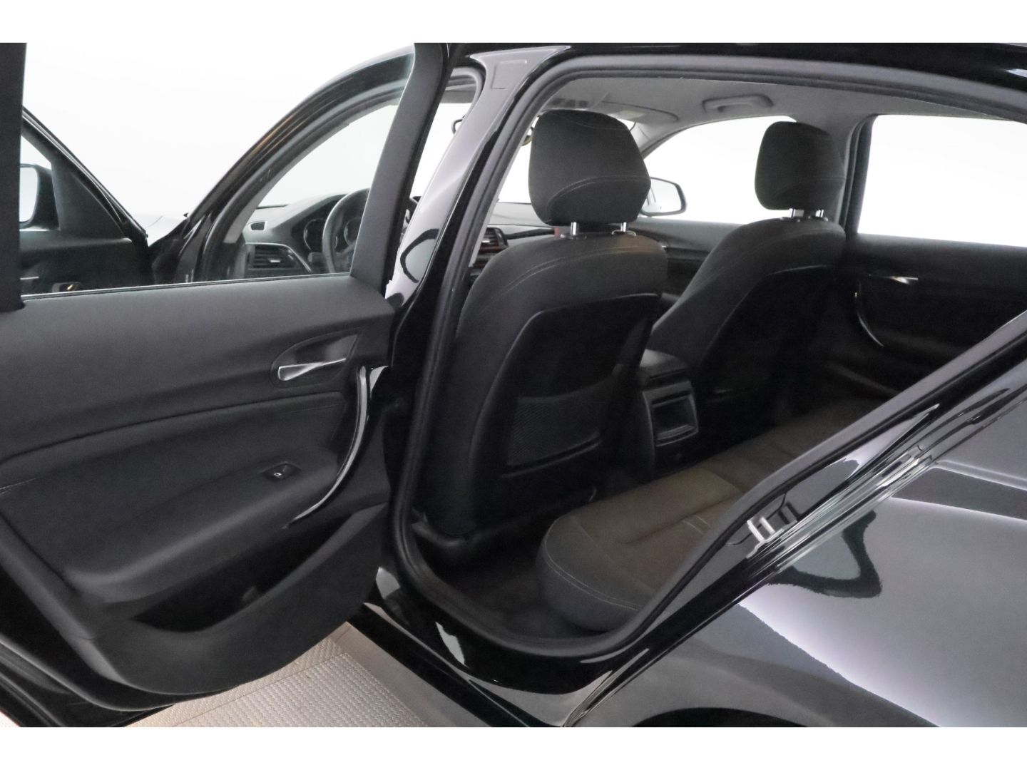 BMW 120 i Sport Line+LED+NAVI+TEMPO+PDC+KLIMA+SHZ foto 18