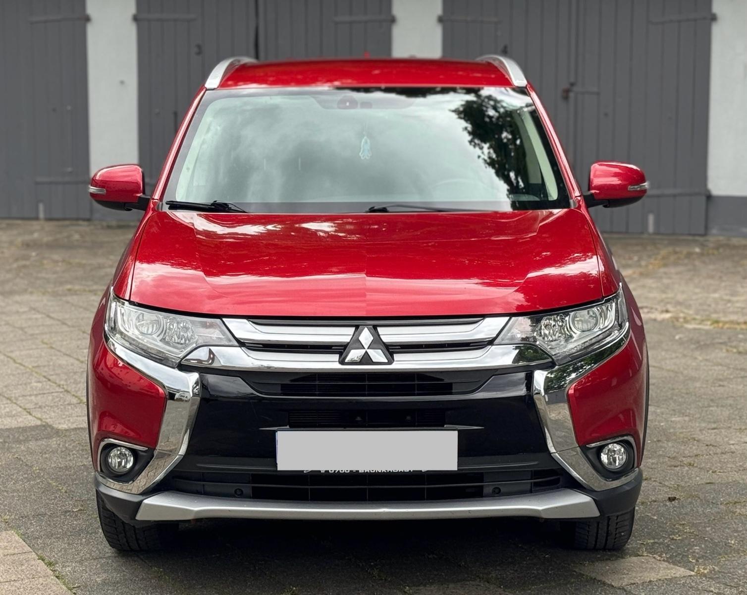 Mitsubishi Outlander Edition 100 2WD