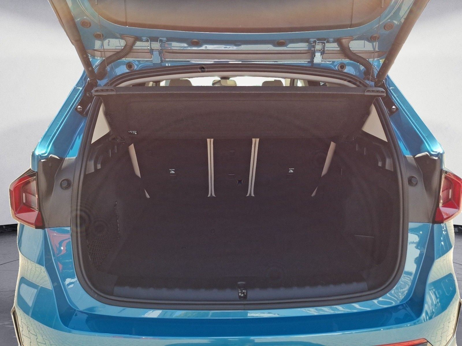 BMW iX1 xDrive30 Navi Tempom.aktiv Panoramadach Blue foto 16