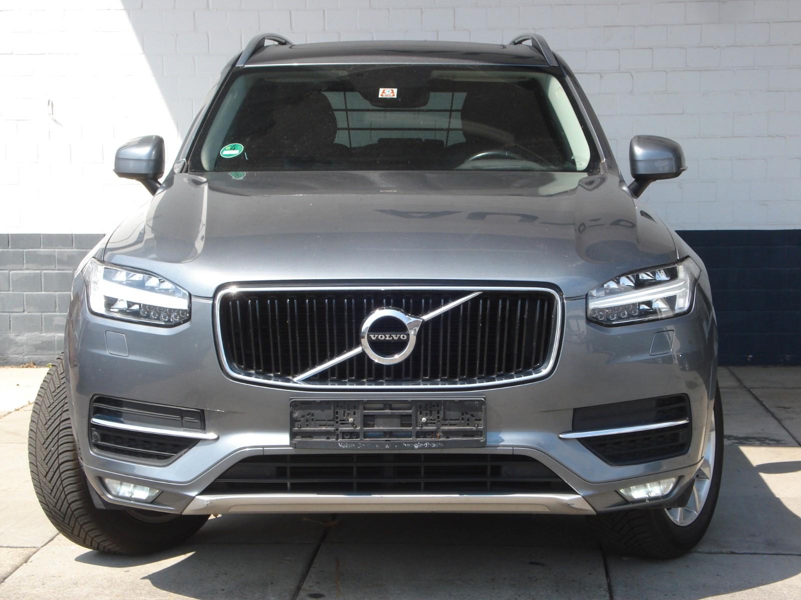 Volvo XC90 Momentum AWD Leder Panorama LED