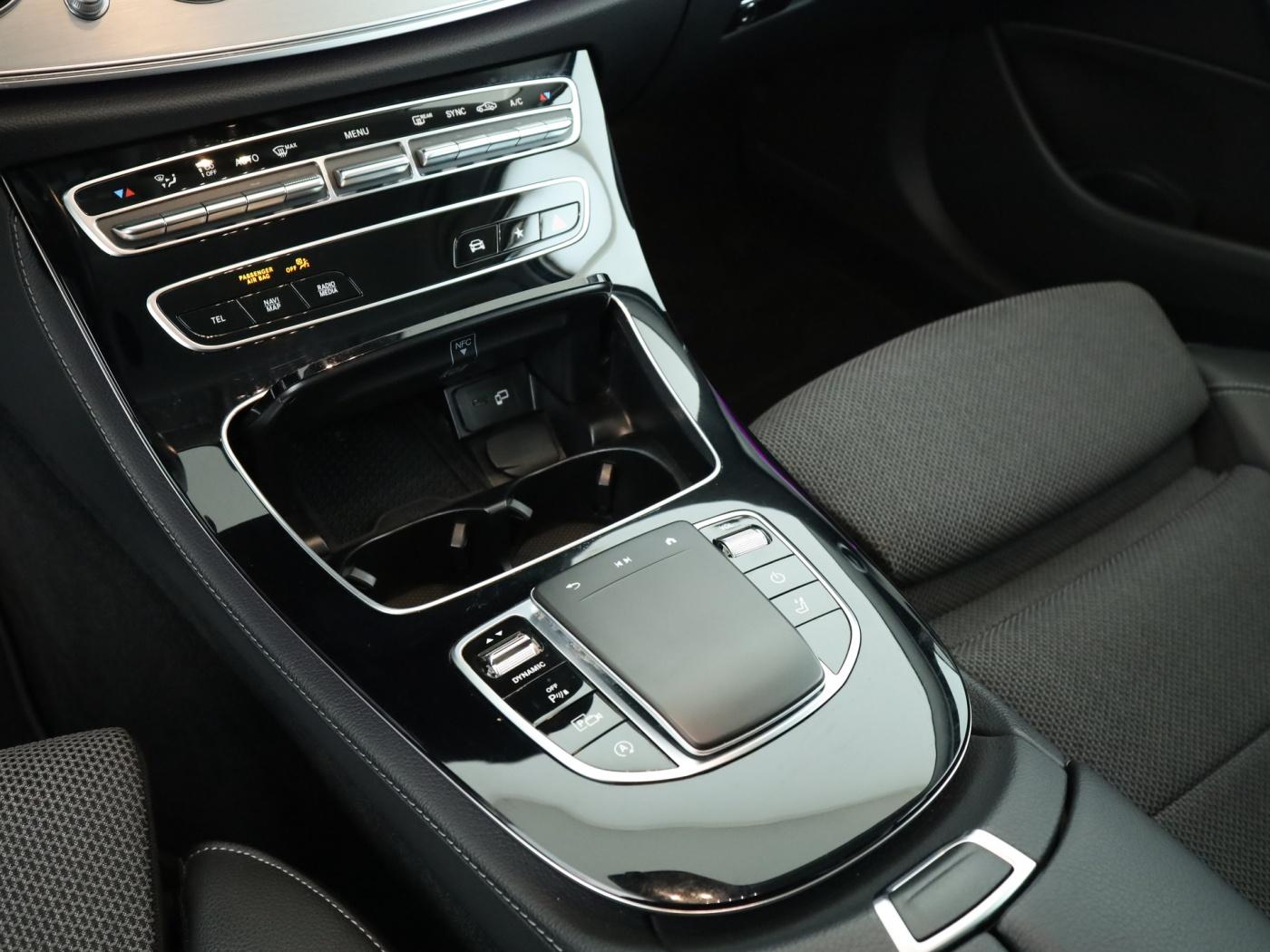 Mercedes-Benz E-Class d 4M T *Avantgarde*LED*PDC*Kamera*Navi*DAB, миниатюра 15