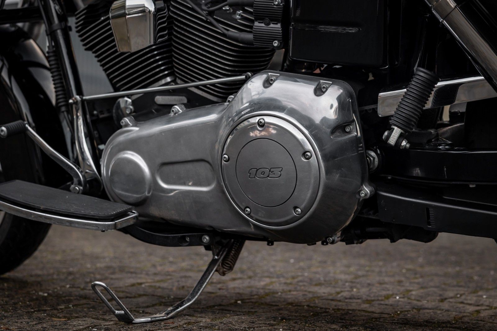 Fahrzeugabbildung Harley-Davidson FLD Dyna Switchback - Kesstech -