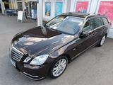Mercedes-Benz W212 E350 CDI 4MATIC BlueEFFICIENCY ELEGANCE  - Mercedes-Benz E 350 aus 2010: 4matic