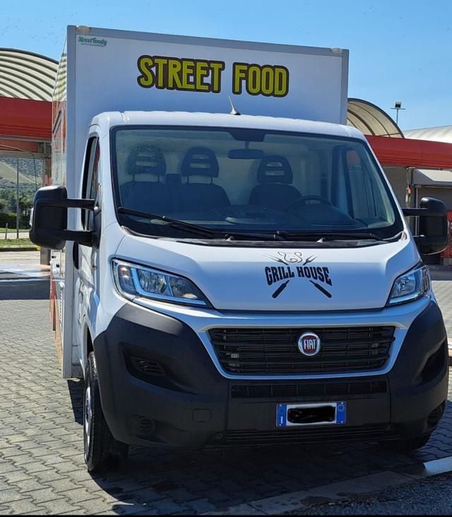 Fiat FIAT Ducato 35 2.3 Mjt 140CV PM Cabinato FOOD TR imagem 2