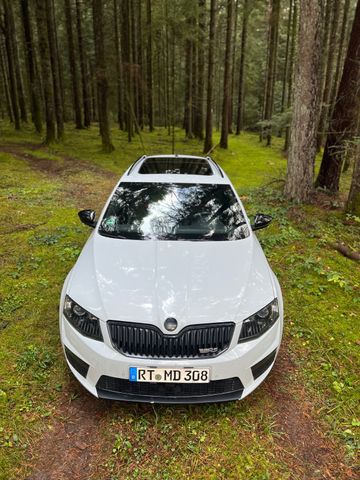 Skoda Octavia 2.0 TDI Green tec DSG RS Combi RS