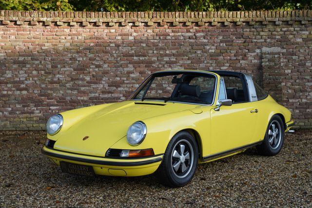 Porsche 911 Urmodell T 2.4 Targa Extensive restoration b