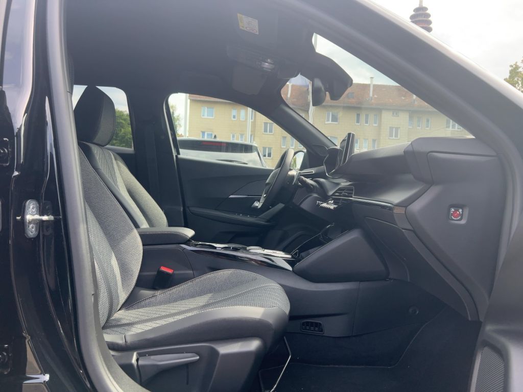Peugeot 2008 - Bild 10