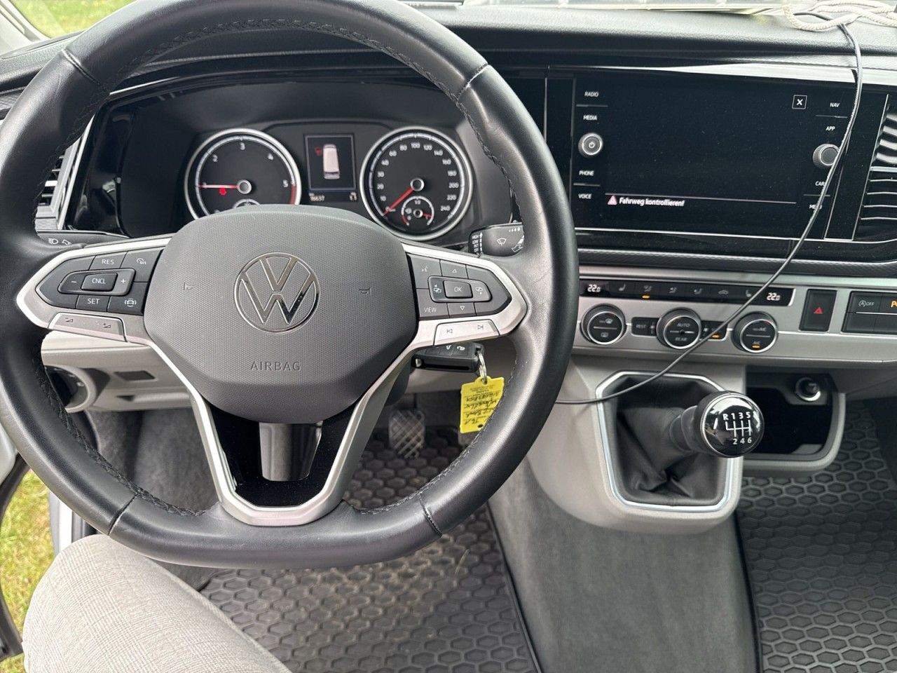 Volkswagen T6.1 California Beach Camper Edition Motor: 2,0  foto 18