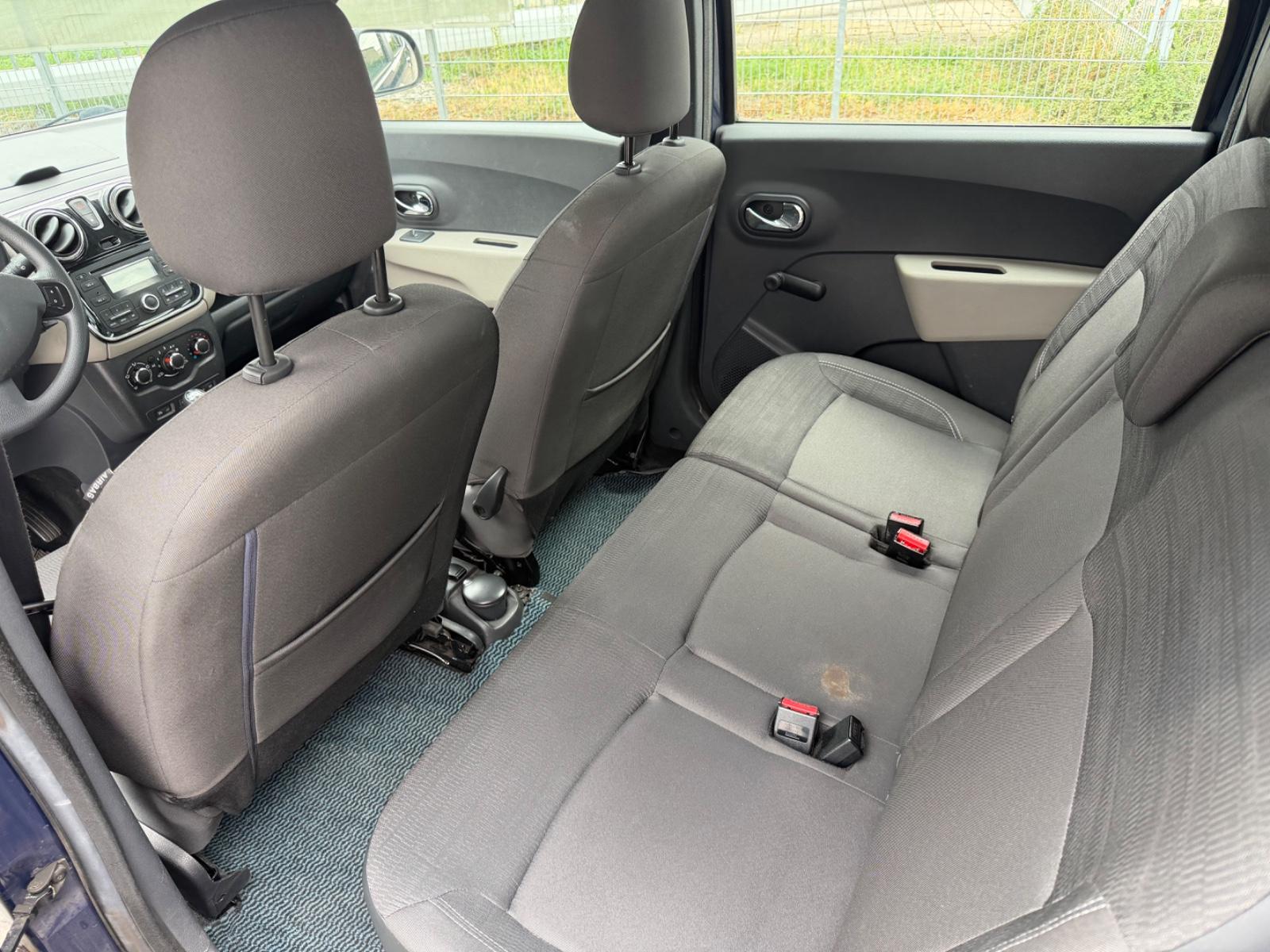 Dacia Lodgy 2014 — photo 12
