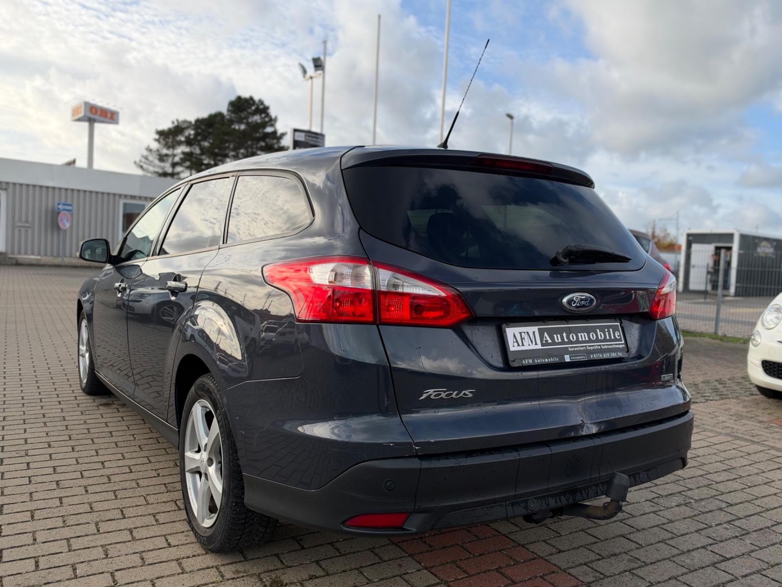 Ford Focus 2014 — photo 5