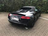 Audi R8 Spyder - Audi R8: Schwarz