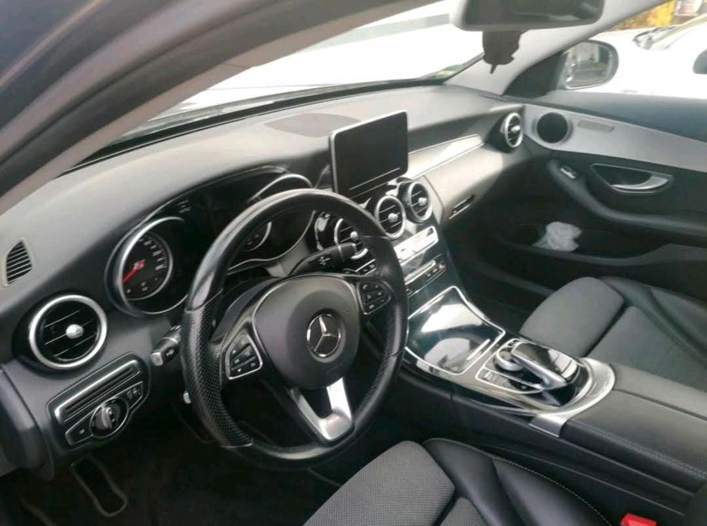 Image of Mercedes-Benz C 200