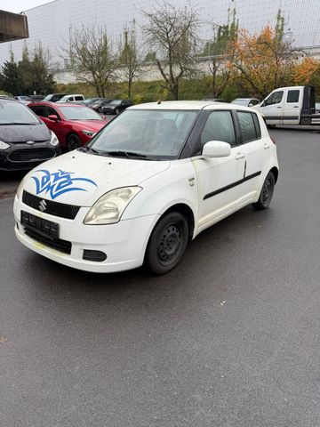 Suzuki Swift Lim. Club