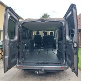 Opel Vivaro Combi L2H1 2,9t*AHK*Klima*Navi*PDC*