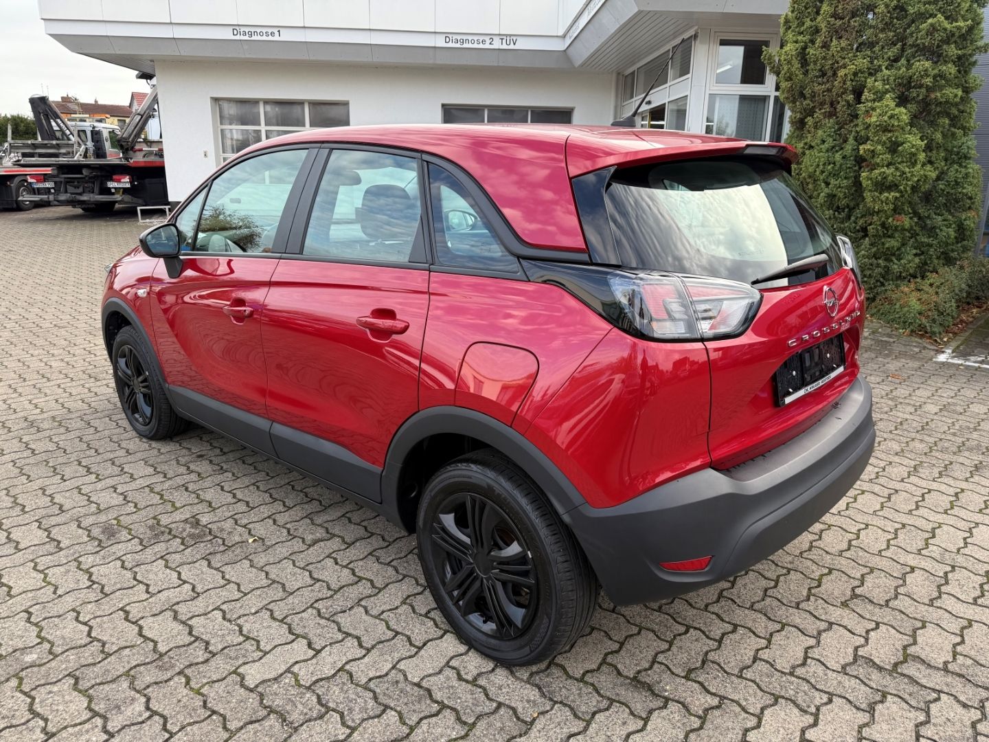 Fahrzeugabbildung Opel Crossland Edition 1.2 Direct SHZ+LHZ+Kamera