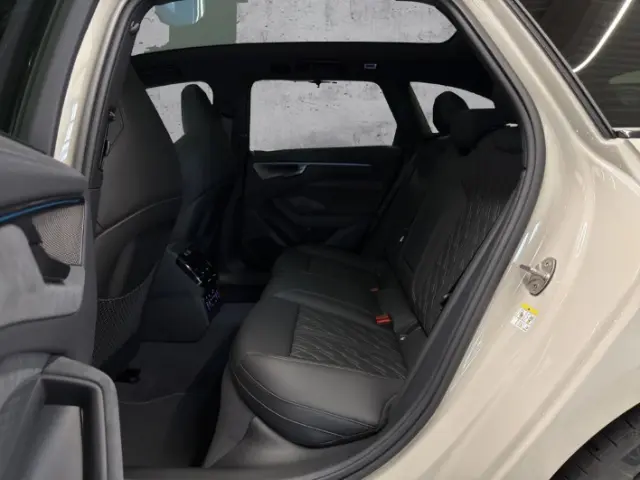 Audi A6 Avant TDI qu.  Individual Exclusive MATRIX B&