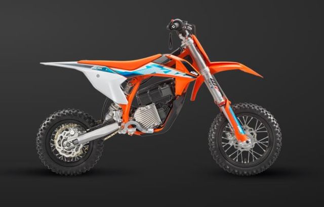 KTM SX-E 5 2023 ohne Ladegerät