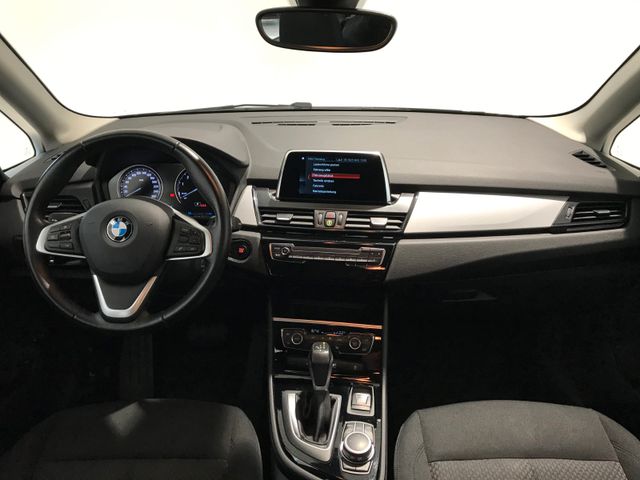 BMW Active Tourer 225xe KLIMA LED NAV PDC SHZ TEMP