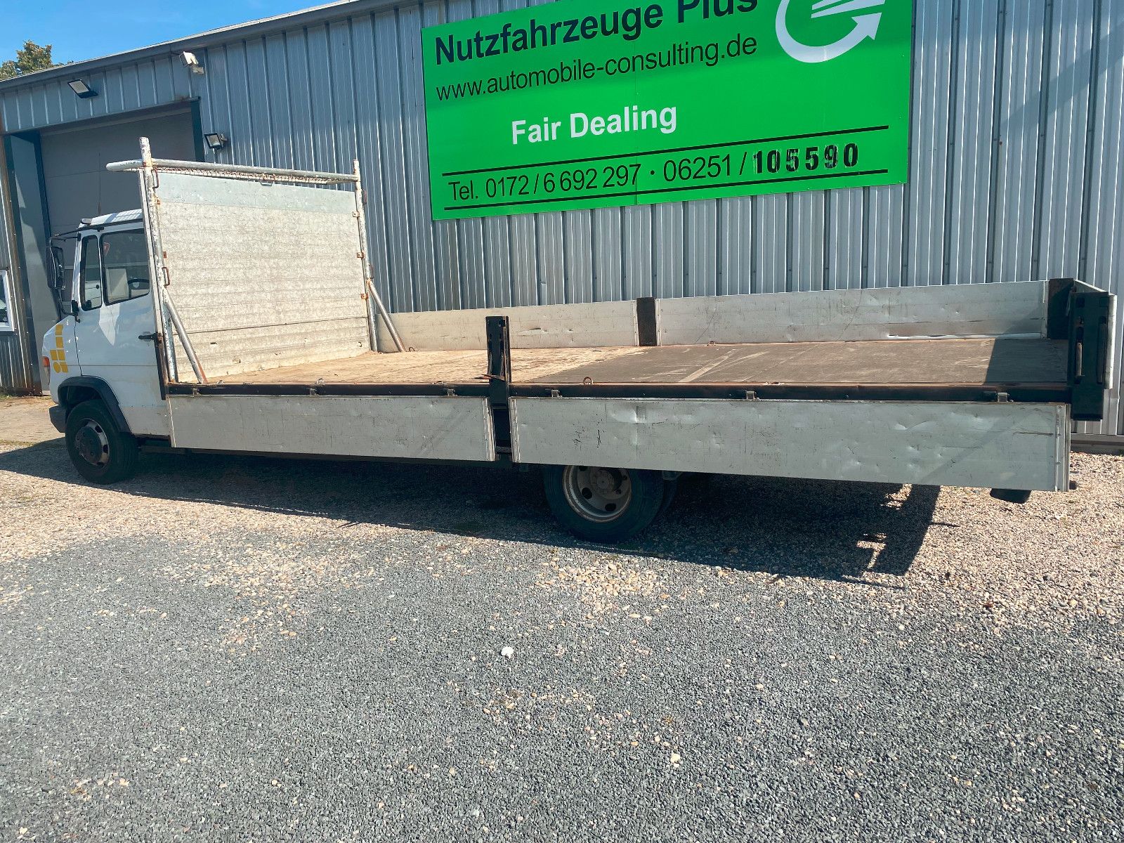 Fahrzeugabbildung Mercedes-Benz Vario FG   / 816 D ,Pritsche Maxi,6-Meter-Ladefl