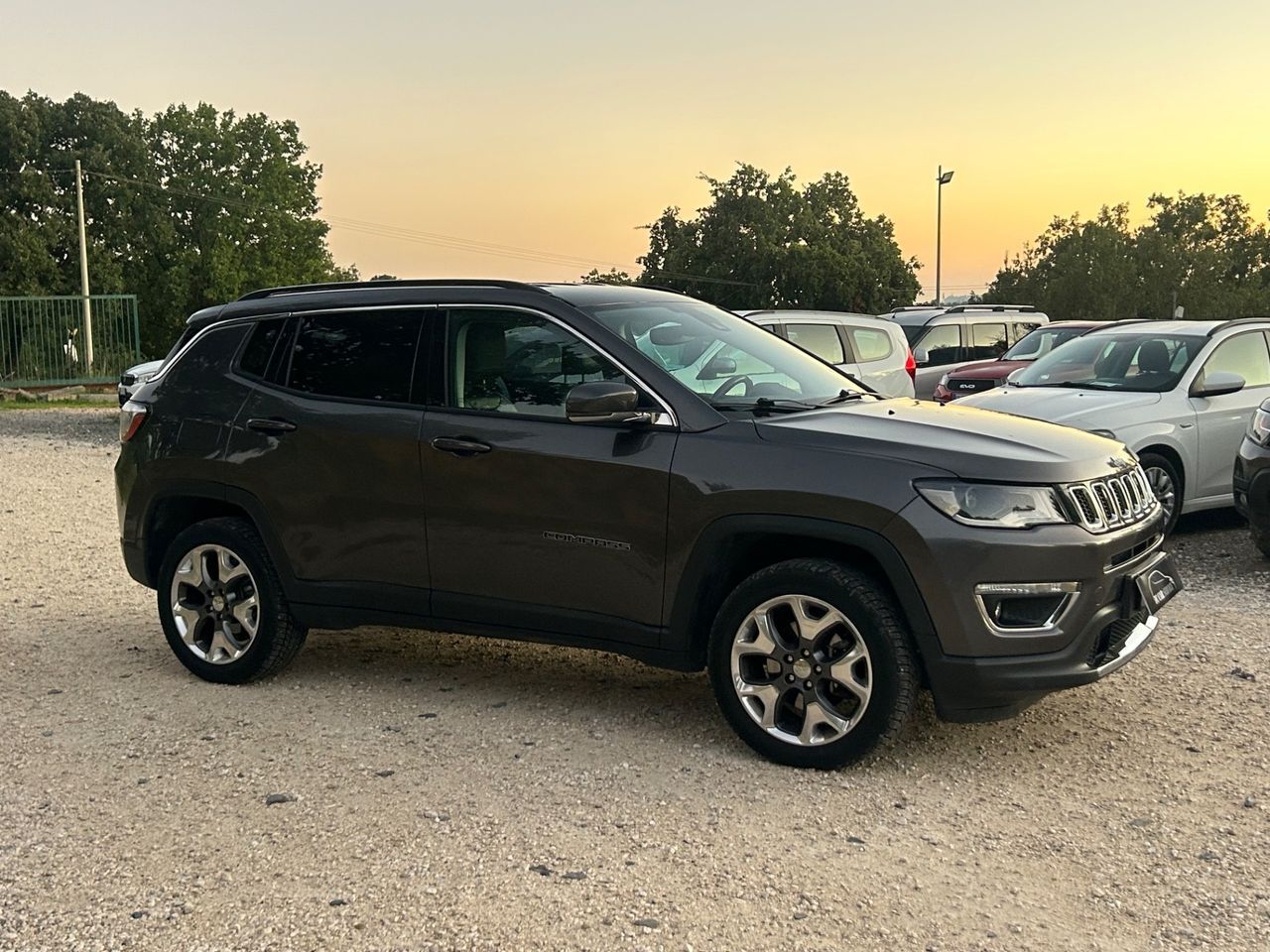 Jeep Compass 2.0 Multijet II aut. 4WD Limited imagem 3