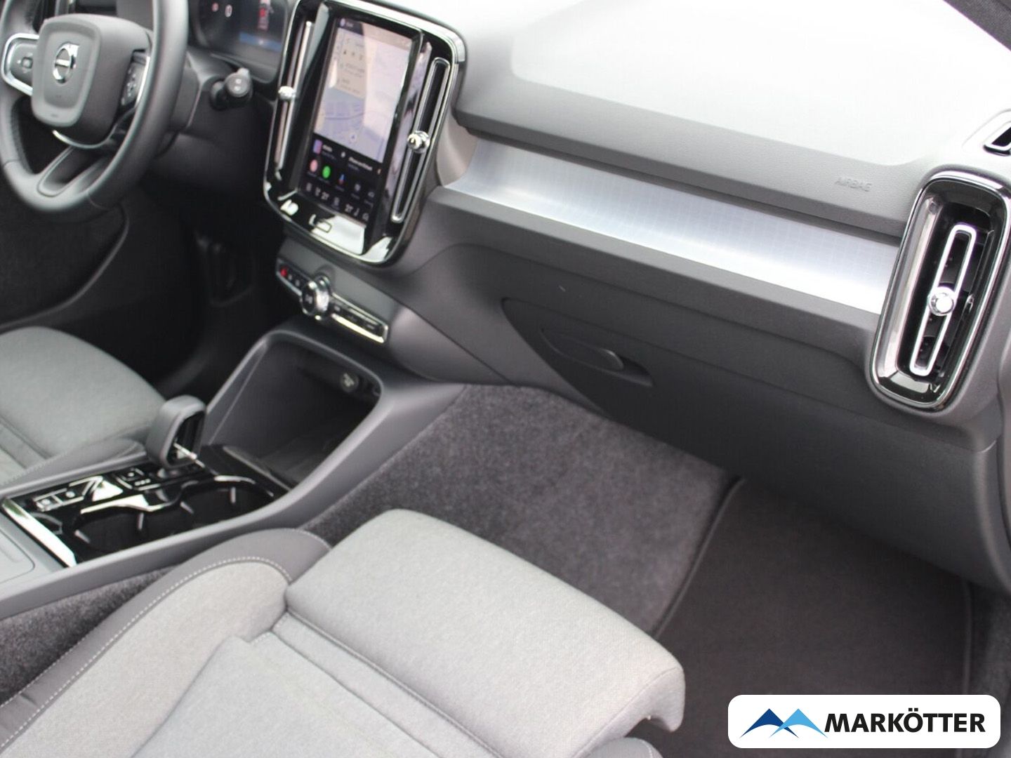 Volvo XC40 B4 Plus Dark Pixel-LED/360/H&K/LHZ/FSHZ/19' foto 9