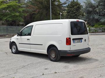Volkswagen Caddy - 4