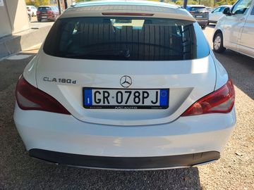 Mercedes CLA 180 - 6