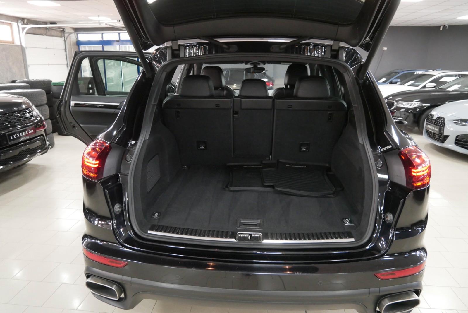 Porsche Cayenne Diesel Platinum Edition KAMERA PANO BOSE