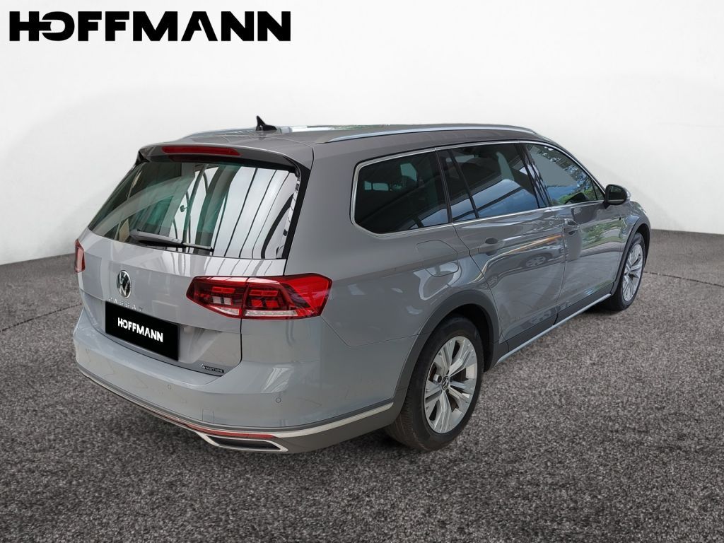 Fahrzeugabbildung Volkswagen Passat Variant 2.0 TDI  DSG 4Motion Alltrack