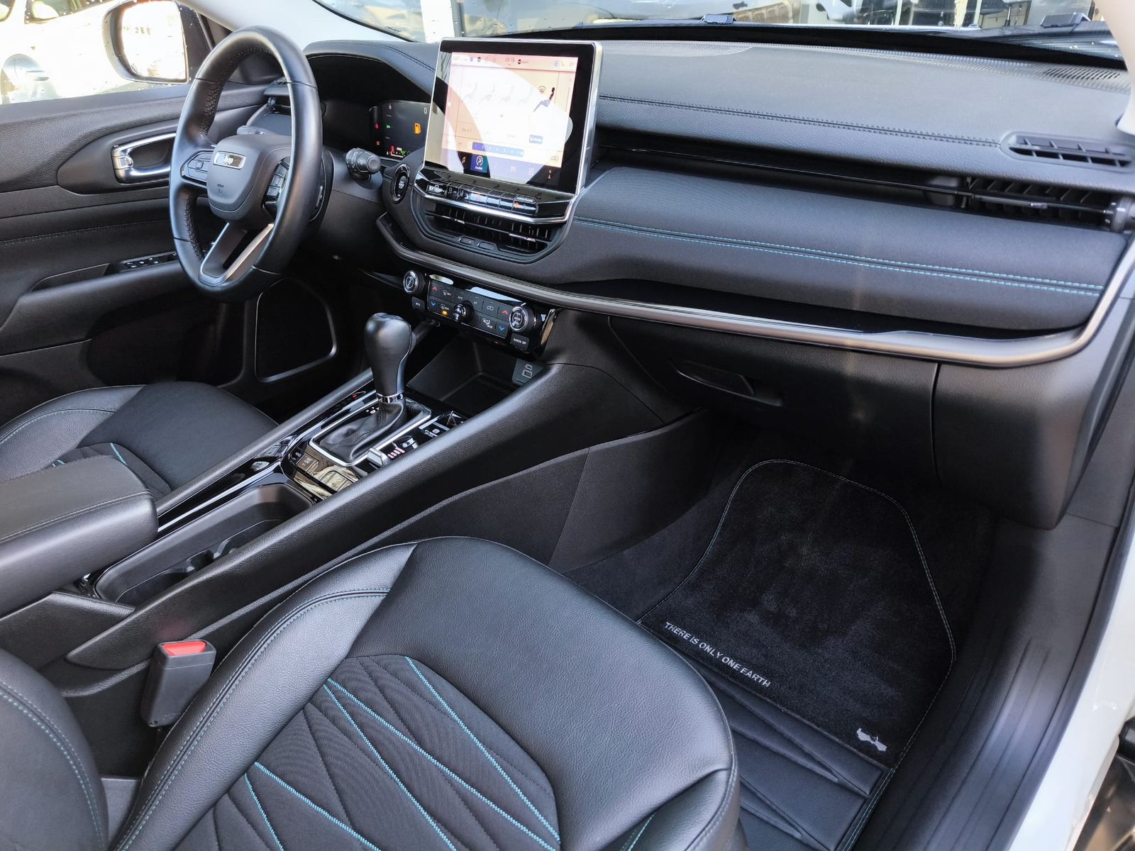 Fahrzeugabbildung Jeep Compass Upland 4WD PHEV VIRTU+NAVI+SHZ+KAM+ACC+