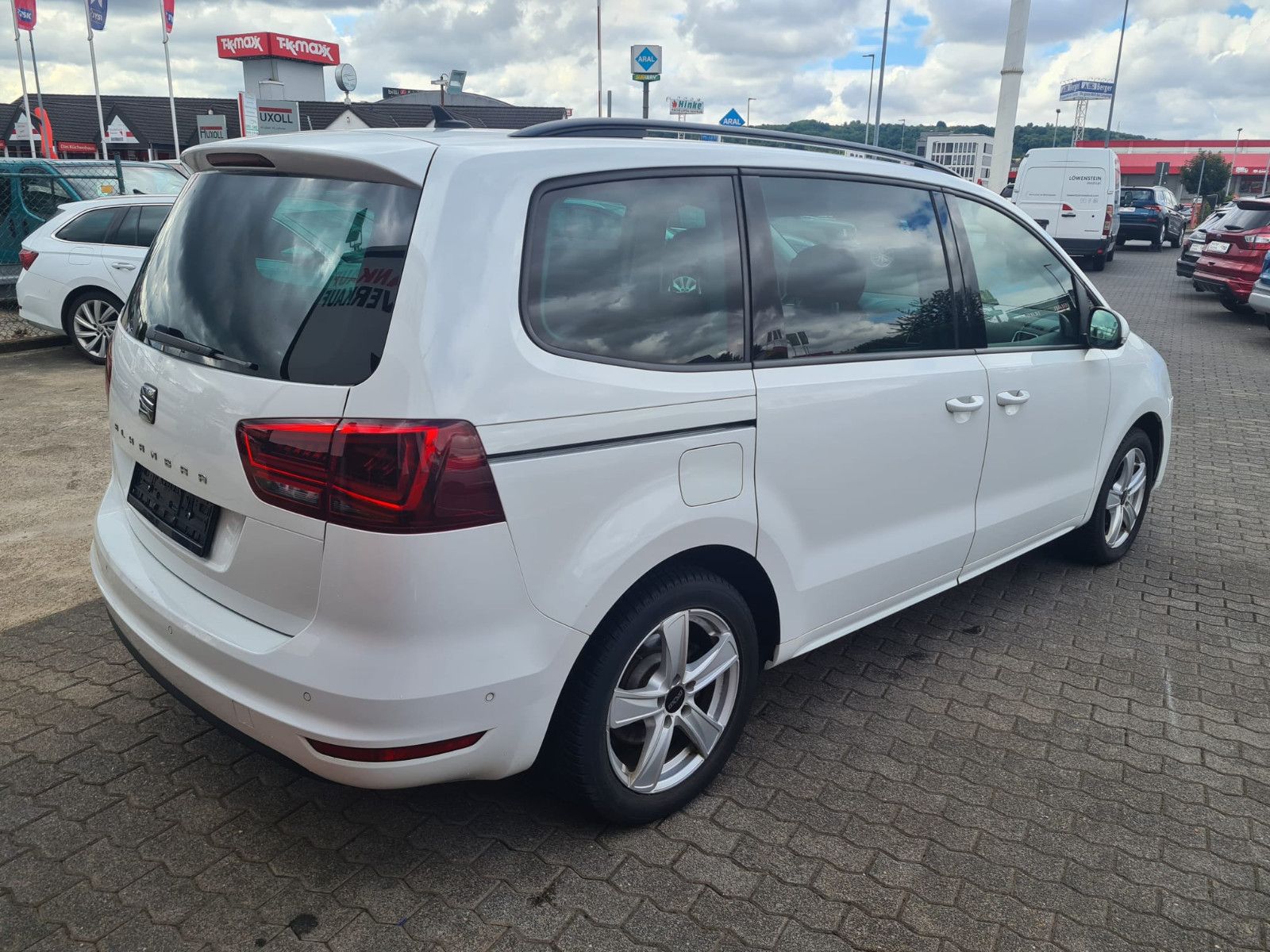 Fahrzeugabbildung SEAT Alhambra Style / NAVI / KAMERA / MWST