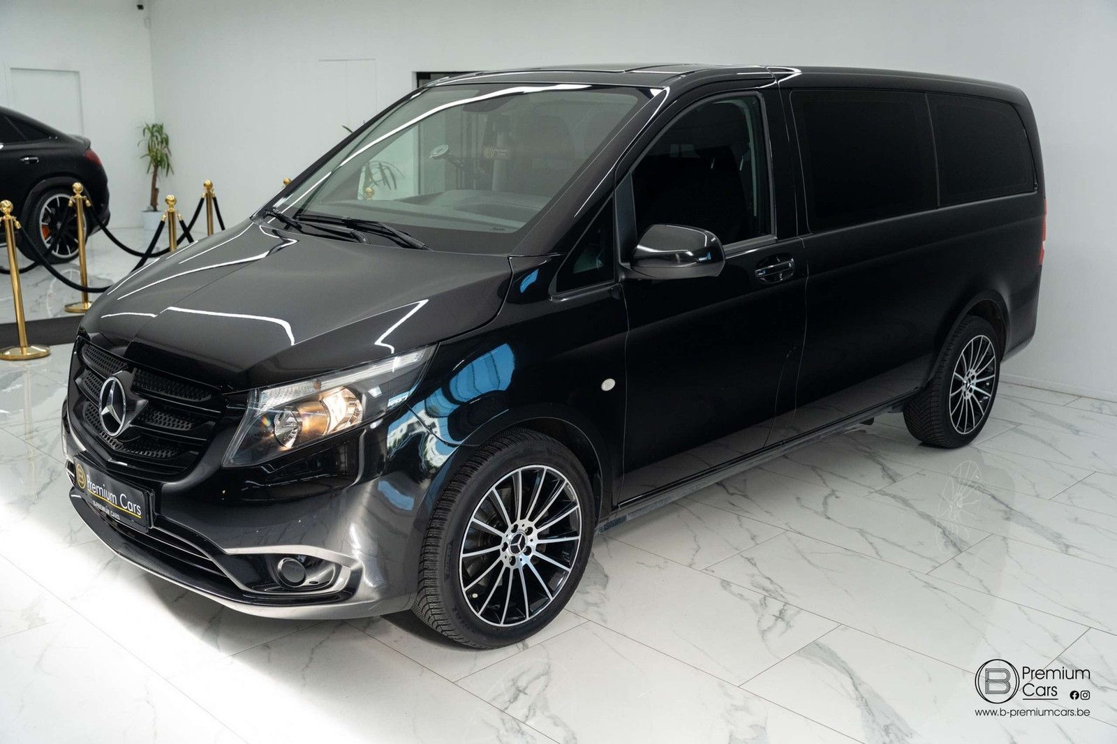 Mercedes-Benz Vito Tourer 114 cdi! 8 zit! Navi! Camera! Leder! imagem 3