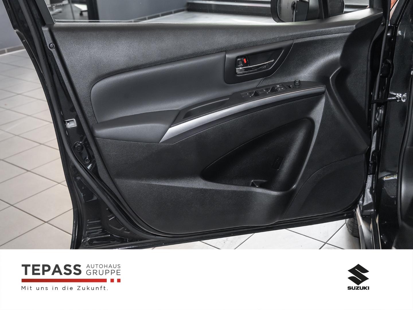 Suzuki S-Cross 1.4 Boosterjet AT Comfort + PANO LED SHZ