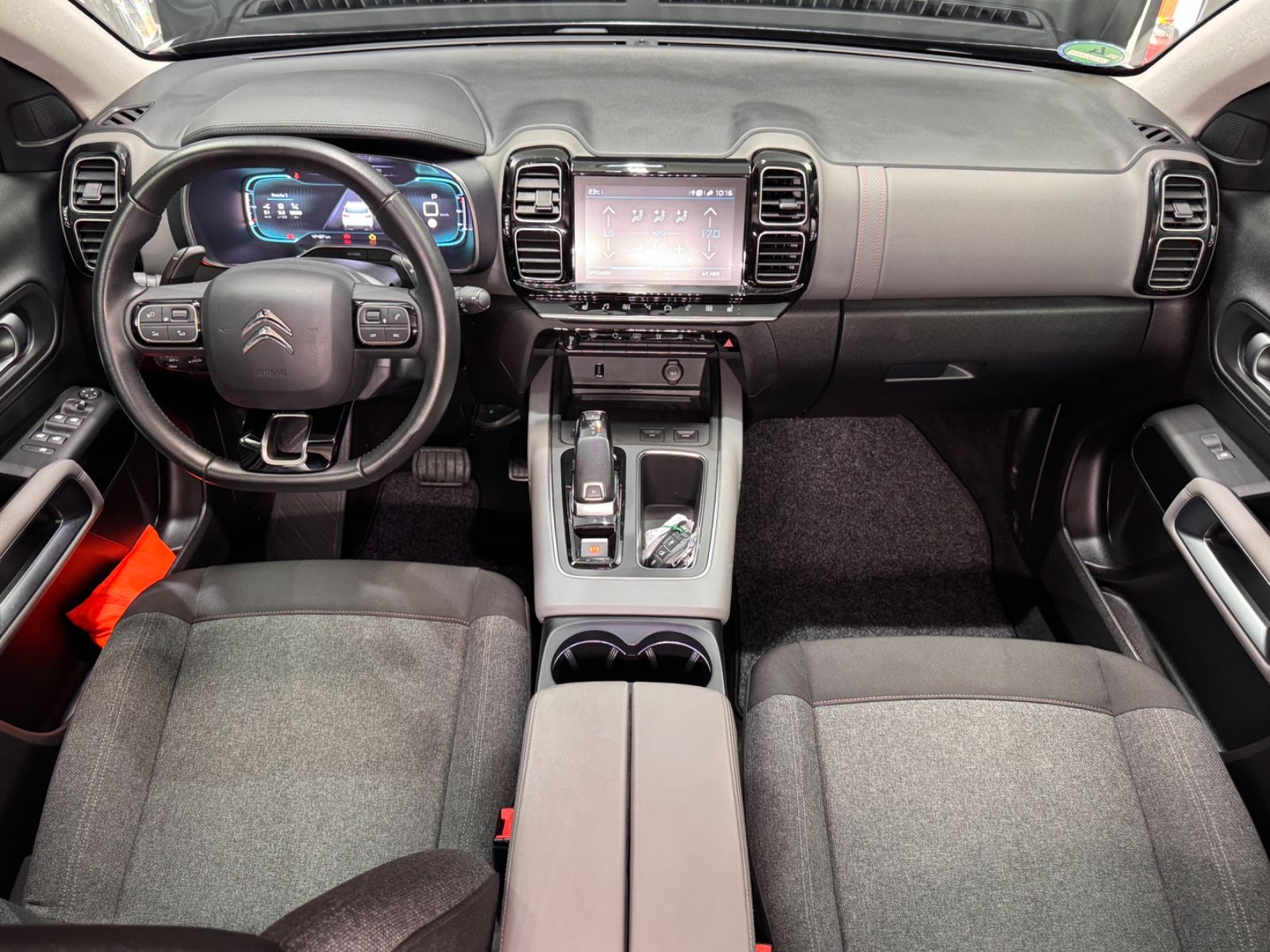 Fahrzeugabbildung Citroën C5 Aircross Feel|AUTOMATIK|KAMERA|PDC|1.HAND