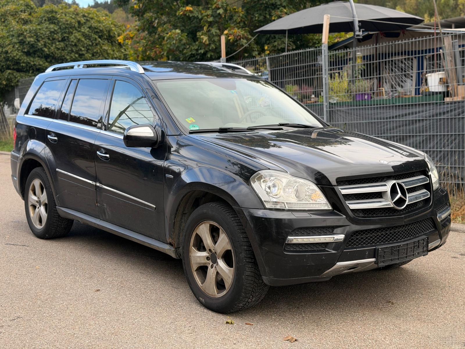 Mercedes-Benz GL350 2009 — photo 5