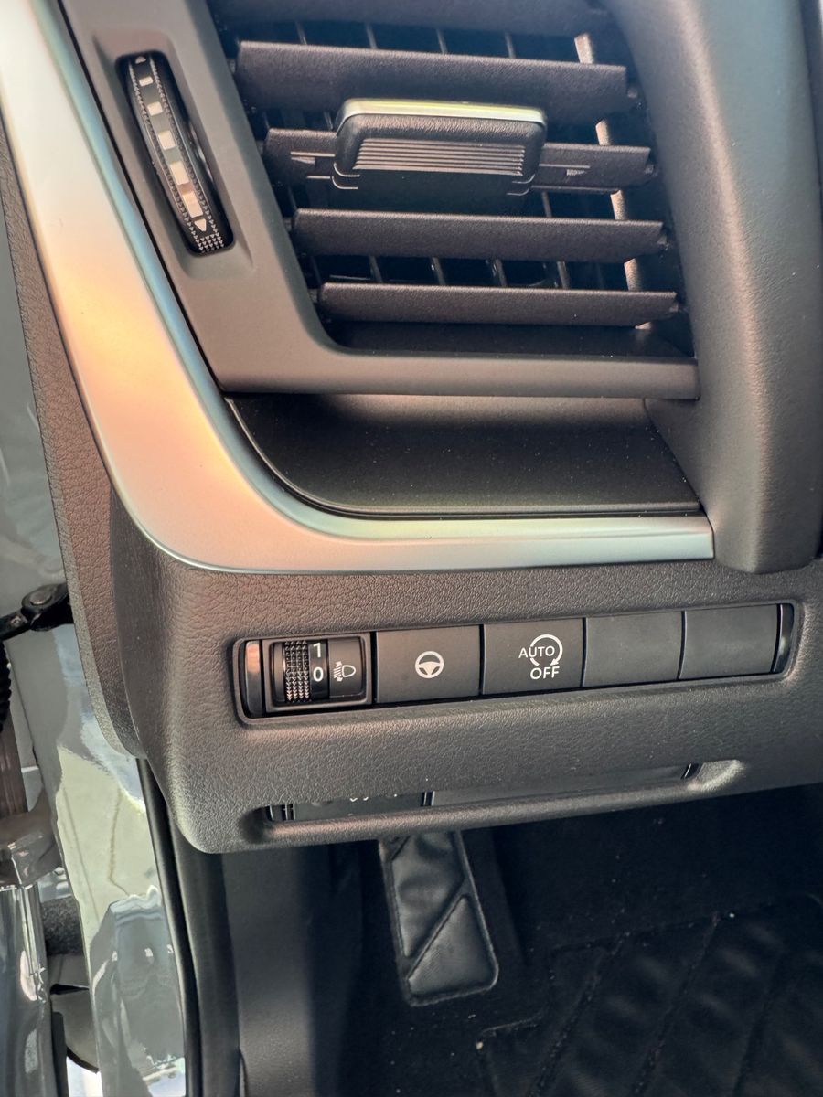 Fahrzeugabbildung Nissan Qashqai 1.3 DIG-T Xtronic N-Connecta/sofort