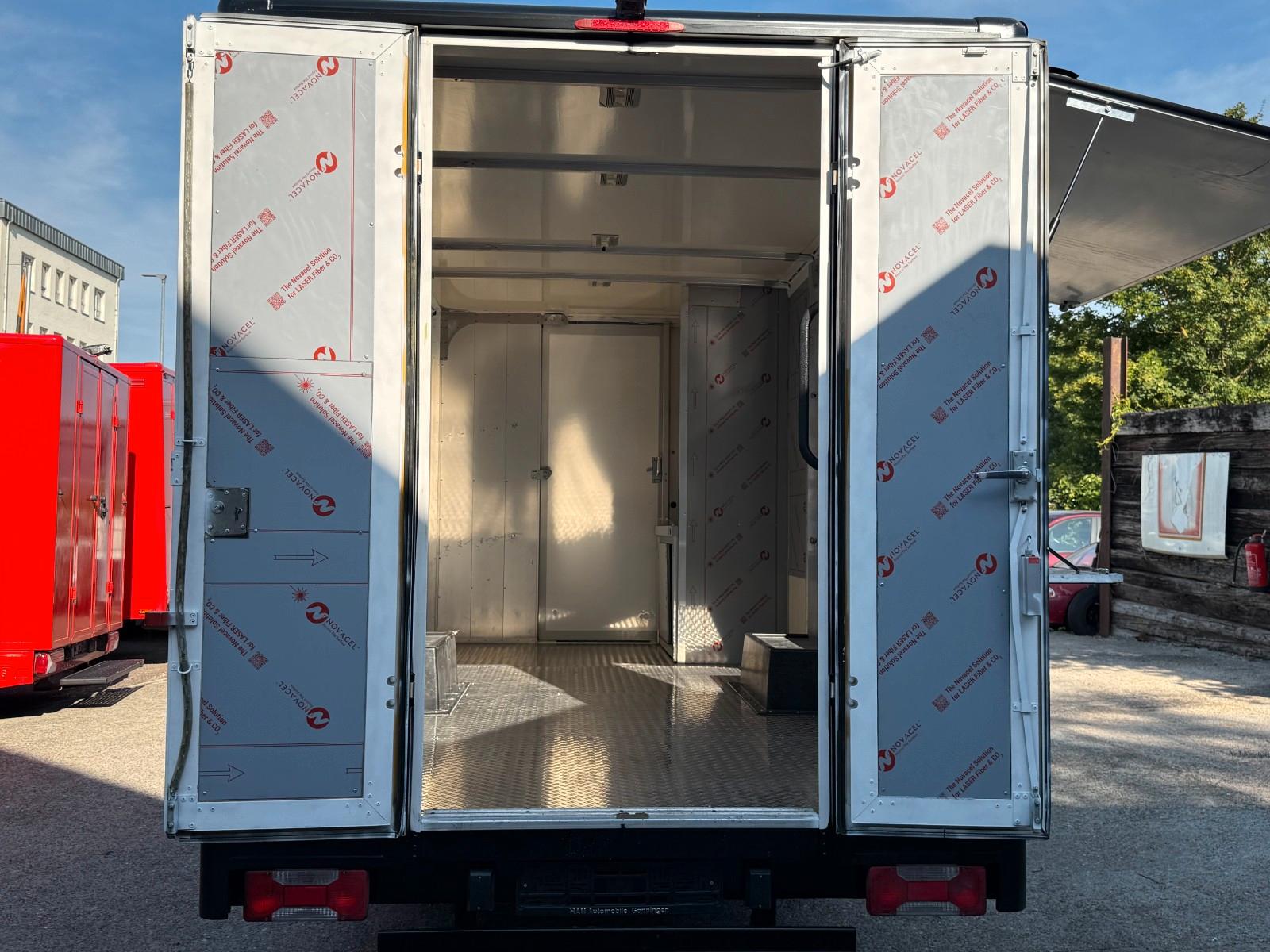 Iveco HAN Foodtruck & Imbisswagen Verkaufswagen