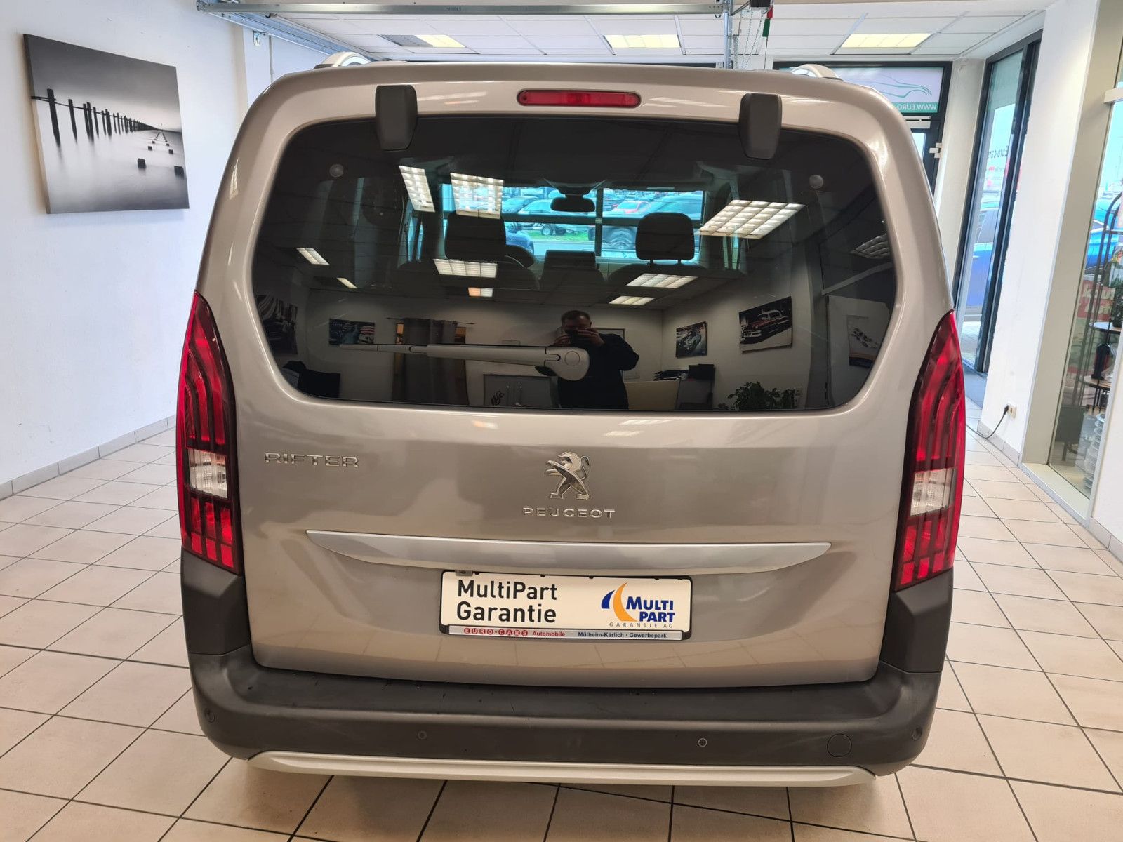 Fahrzeugabbildung Peugeot Rifter Allure L1 / SCHECKHEFT / NAVI