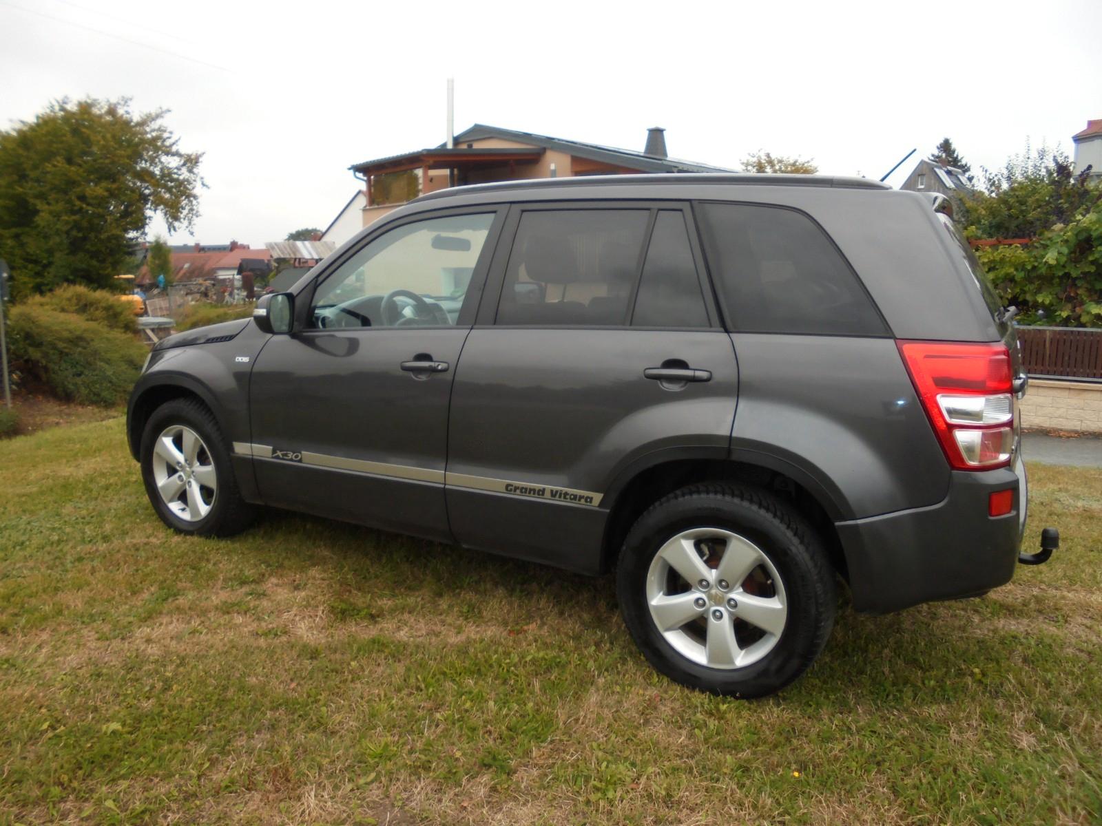 Suzuki Grand Vitara 1.9 DDiS X30 LEDER  AHK