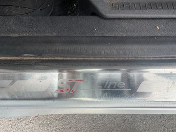 Ford Kuga - 12