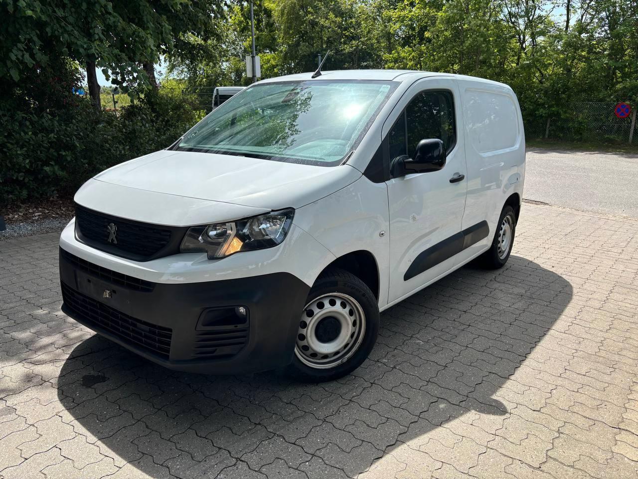 Peugeot Partner 1,5 HDI 130 HK Premium L1  Aut.