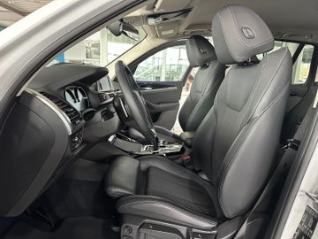 Fahrzeugabbildung BMW X3 xD20i xLine DAB HiFi Navi Kamera DrivAsis LED