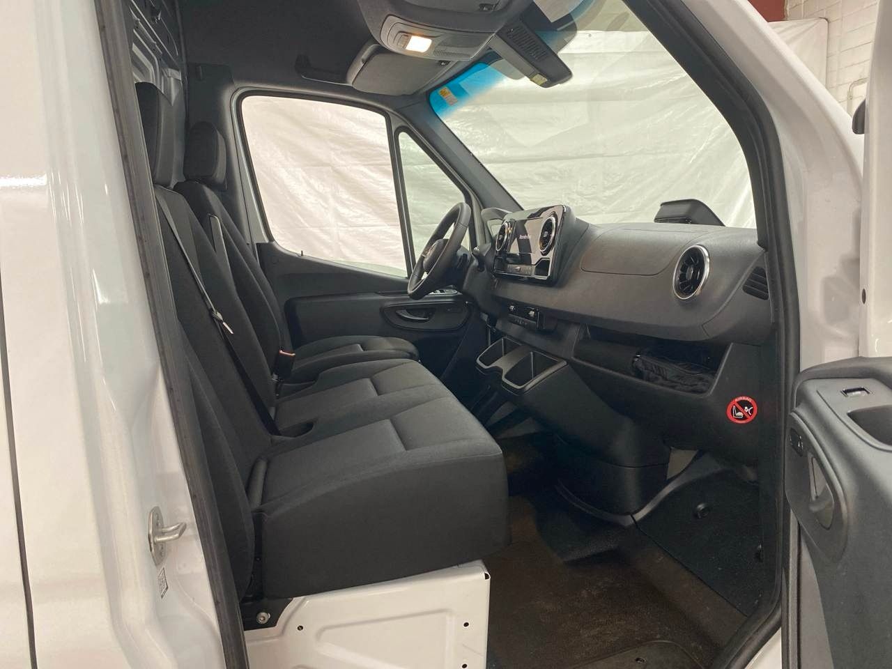 Fahrzeugabbildung Mercedes-Benz Sprinter 317 CDI 9G 3665 Klima AHK3,5t Schwingo