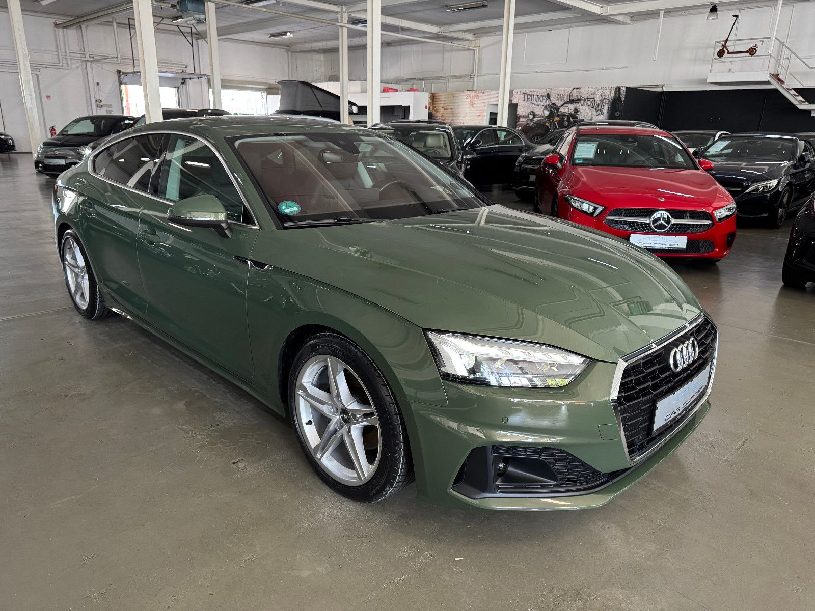 Fahrzeugabbildung Audi A5 SP S-TRONIC SONDERLACKIERUNG S-LINE MEGA VOLL