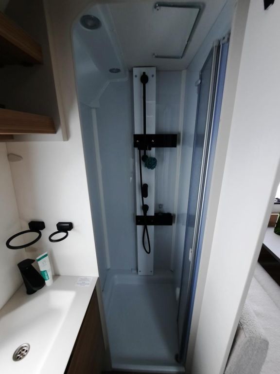 Fahrzeugabbildung Dethleffs Nomad 490 EST Verfüg./Sparen Sie 4.445,- €