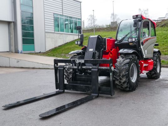 Manitou MHT 790 145Y ST5 S1