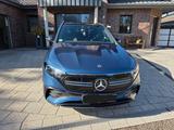 Mercedes-Benz EQA 250/AMG/Panorama/360°/Night/Leder - Mercedes-Benz EQA: Von Privat