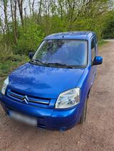 Citroën CITROEN BERLINGO MIT ROLLSTUHLRAMPE - gebrauchte Citroën Berlingo aus dem Jahr 2006