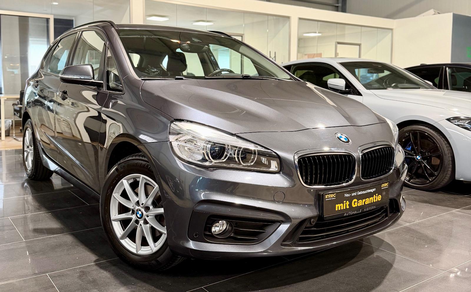 BMW 218i 2 Active Tourer Advantage*LED*SHZ*PDC*AHK*