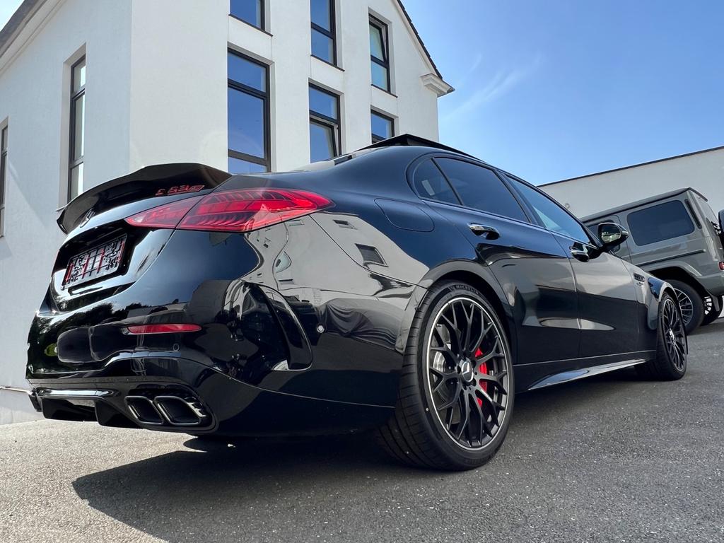 Mercedes-Benz C 63 AMG